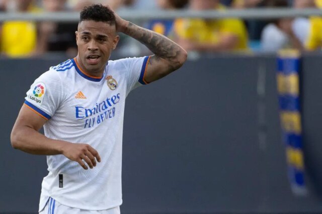Bývalá hviezda Real Madrid sa pripojila k Deportivo Alavé na predstagionálne školenie

