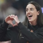 Caitlin Clark Rookie Card prináša 660 000 dolárov, nový rekord pre ženy
