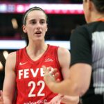 Caitlin Clark utrpí neskoro zranenia hry. (Foto: Imagn)