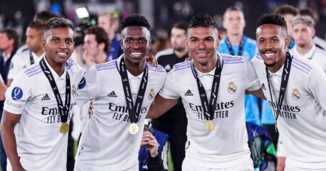 Casemiro envoie un homme utd avertissant que Liverpool pourrait signer l'un des meilleurs du monde
