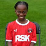 Charlton Athletic vzdala hold Ethanovi Ade-Preuwaleovi, školskému futbalovému futbalisti znázorneného po jeho tragickej smrti