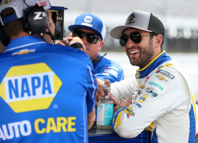 Chase Elliott robí jasné pocity pri podpore posádky HMS počas jeho dlhého úseku bez toho, aby vyhral

