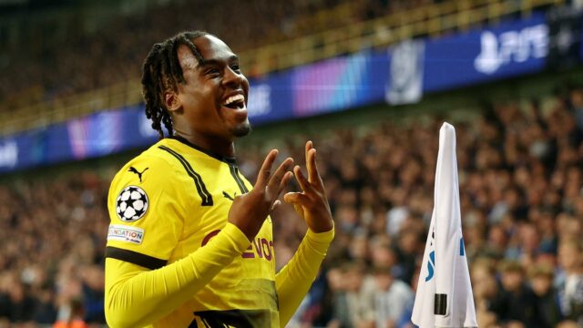 Chelsea Transfer News - Po podpise Estevao, blues lana v Gittens od Dortmundu


