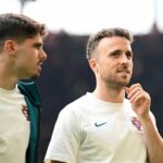 Chelsea volá poslednú výzvu Pedra Neta, aby hral Diogo po tragickej smrti