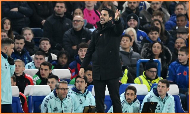 Noni Madeeke v akcii pre Chelsea proti Liverpoolu
