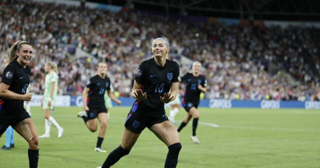 Chloe Kelly stanovuje nový anglický cieľ okamžite, keď Lionesses dosiahne finále Euro 2025

