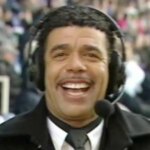 Chris Kamara et Ben Shephard pour jouer en jeu sur le fan de l'Angleterre qui a mis Flare dans ses fesses