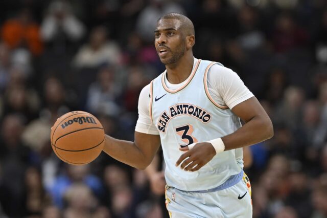 Chris Paul 2. kariéra NBA sa zúčastňuje Spurs NBA