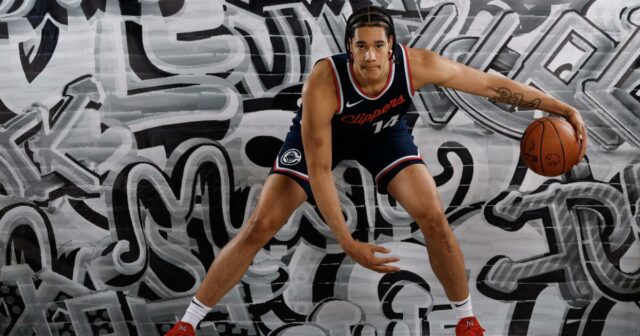 Clippers Rookie Yanic Konan Niederhauser vykazuje rast

