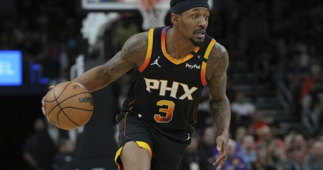 Clippers to Land Bradley Beal po tom, čo sen kúpil svoju zmluvu

