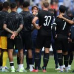 Čo si hráči Tottenhamu myslia o tréningových stretnutiach Thomasa Franka a prečo Vicario chytil Spence