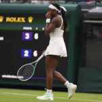 Spojené štáty americké Coco Gauff reaguje počas svojej prvej ženskej párty proti Ukrajinskej Dayane Yastremskej na majstrovstvách tenisu vo Wimbledone v Londýne v utorok 1. júla 2025.