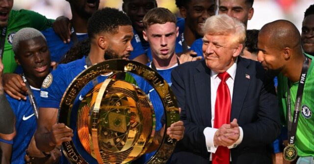 Cole Palmer odhaľuje, čo si skutočne myslí, keď Donald Trump odmietol opustiť podstavec | Futbalový šport

