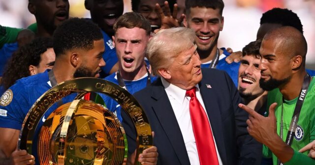Cole Palmer `` voulait que Donald Trump bougeait 'après avoir écrasé les célébrations de la Coupe du monde du monde
