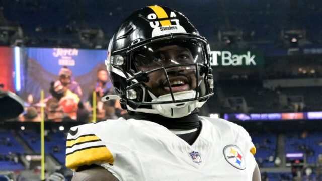 Cordarrelle Patterson hovorí, že ho prepustil Steelers

