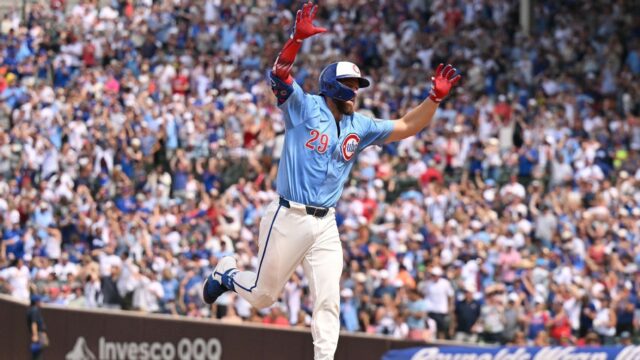 Cubs je hit franšízový rekord ôsmich domácich behov, kardinálnej trasy


