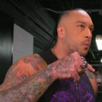 Damian Priest čelí teplej konfrontácii na pódiu s 30 -ročnou podzemnou hviezdou na WWE Smackdown