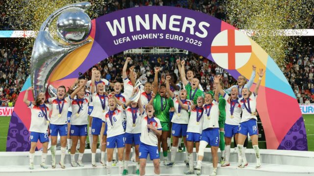 Dámske Euro 2025: Anglicko bije Španielsko v Penalti, aby vyhrala titul

