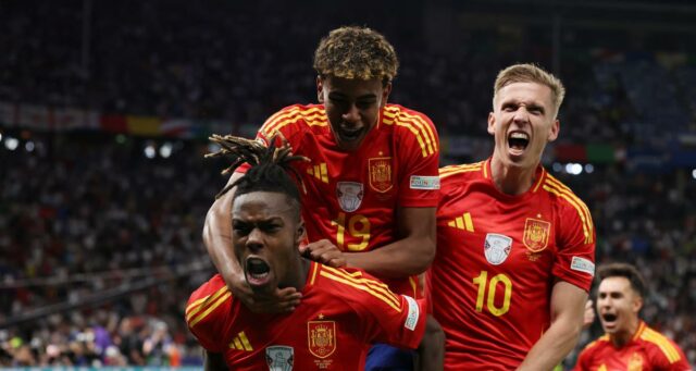 Dani Olmo ponúka rady Nico Williamsovi pred premiestnením v Barcelone

