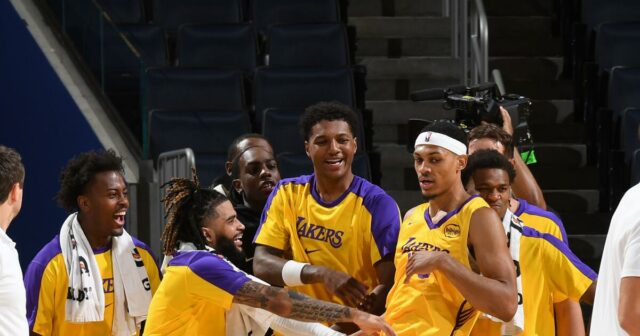 Darius Bazli, Dalton Knecht pomáha Lakers Rally, aby vyhral nad Spurs

