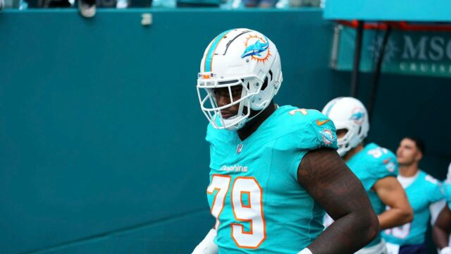 Delphins Player v stabilnom stave potom, čo odletel z tábora do nemocnice

