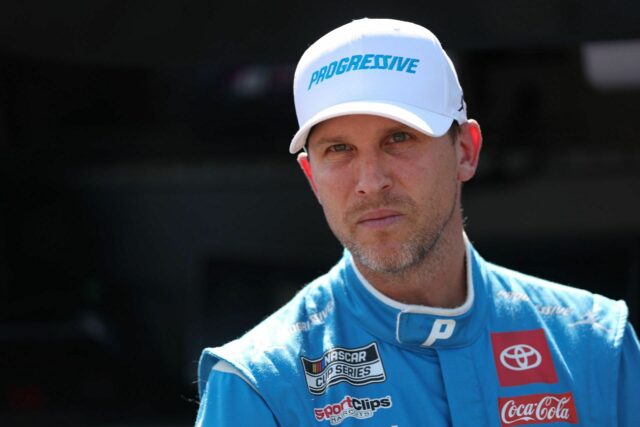 Denny Hamlin objasňuje svoj názor na drámu Bubby Wallaceovej a Chicago Drama Alexa Bowmana

