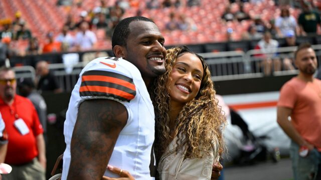 Deshaun Watson z Browns sa ožení so starou priateľkou

