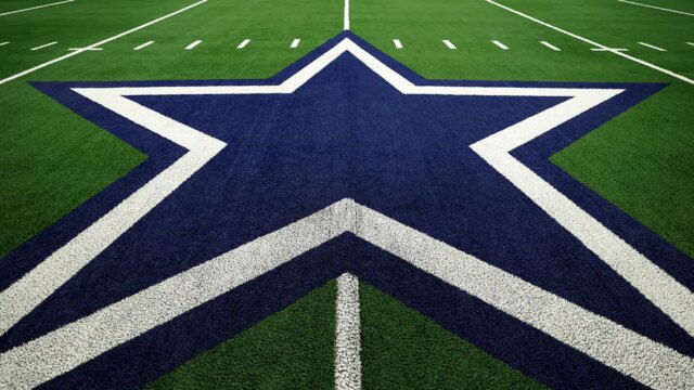 ESPN Star Torches Jerry Jones, hovorí, že Network venuje nadmerné vysielanie času Cowboys

