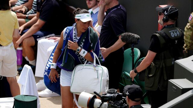 Elisabetta Cocciciattto Verbijste Jessica Pegula vo Wimbledone pri víťazstve prvého kola

