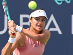 Prečo má Emma Raducanu veľkú šancu vyhrať titul, keď sa prihlási na turnaj Emma Raducanu predvádza prejavy o reči po dosiahnutí otvorených semifinále Citi DC