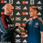Bývalý šéf Manchester United Erik Ten Hag tvrdil, že Antony bol pre neho ako syn