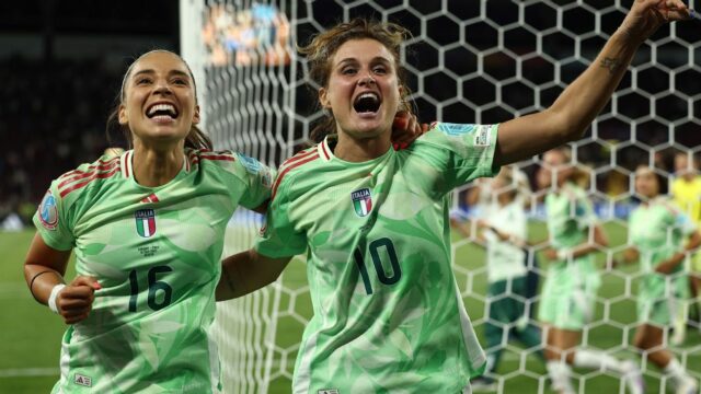 Euro 2025: „hrdý“ Taliansko Hail Milegons, ktorý vyhral za semifinále

