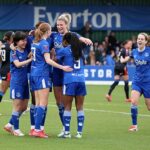 Everton predal svojim rodičom rodičia, aby zbierali peniaze na podpisy