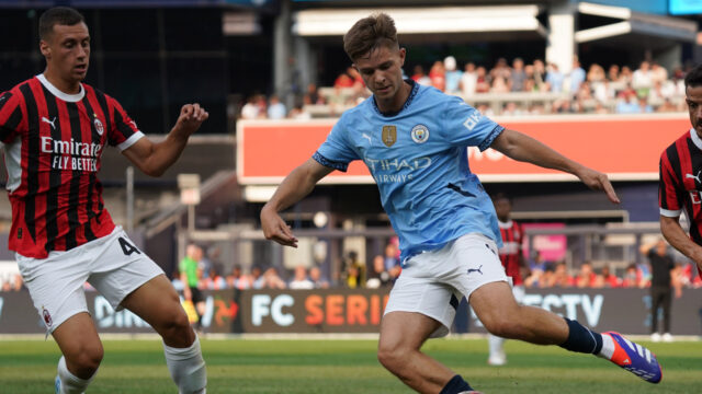 Everton v rozhovoroch o podpise mesta Manchester City Academy City pod Tottenhamom

