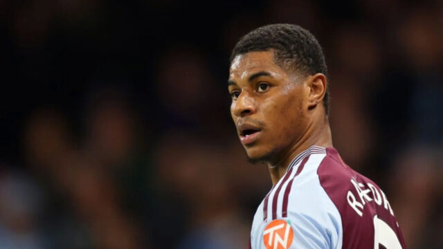 Fabrizio Romano odhaľuje, koľko musí Barcelona skutočne zaplatiť, ak chce natrvalo podpísať Marcus Rashford

