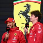 Lewis Hamilton spimne na zastávke autobusu v Chicane počas Sprint - Belgian GP - Zdroj: Getty