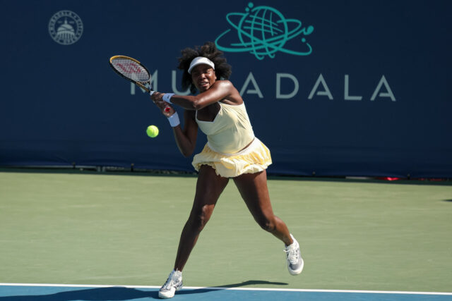 Fanúšikovia športu, ktorí v utorok oslavujú tenisovú legendu Venus Williams

