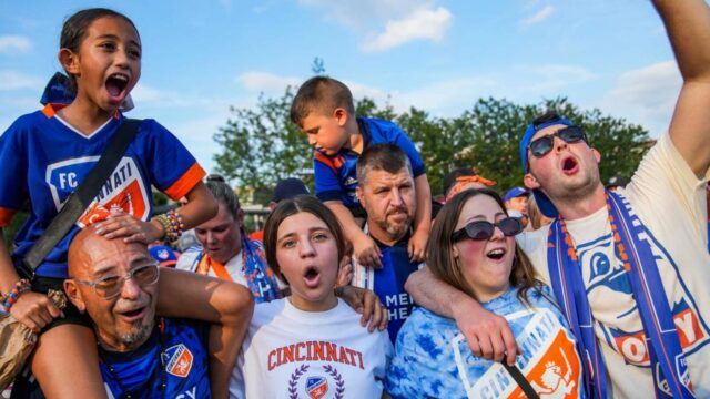 Fc cincinnati podpísanie francúzštiny f kenji mboma

