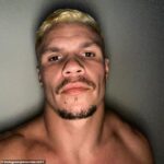 Bývalá hviezda Noll -i James Roberts (na obrázku) bola obvinená z polície po jeho prekročení 30. júla minulého roka