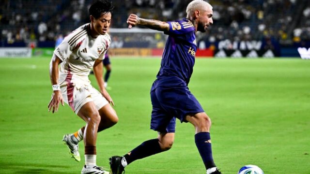 Galaxy Získajte ďalšie víťazstvo, Edge DC United

