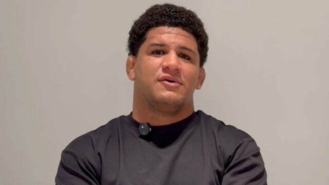 Gilbert horí v „protokole otrasov mozgu“, chce Daniel Rodriguez

