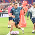 Gyokes by mohol debutovať Arsenal proti Tottenhamu v Hongkongu