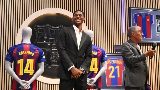 Hrá Marcus Rashford za Barcu vs Vissel Kobe v priateľskej predsezónne?

