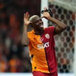 Hugo Ekitike na prenos Newcastle môže dať iba Green Light Chelsea Victor Osimhen