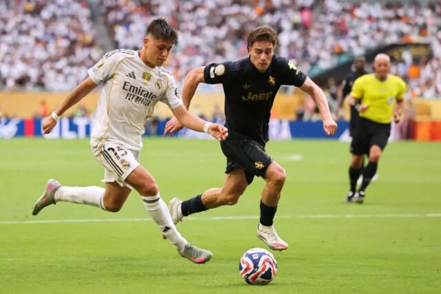Hviezda Juventus potvrdzuje, že po stretnutí svetového pohára v klube dostal dve trinky od Real Madrid

