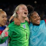 Hviezda Lionesses sa zaväzuje „Správna Anglicko je späť“ po víťaznom futbalovom športe Epic Švédska
