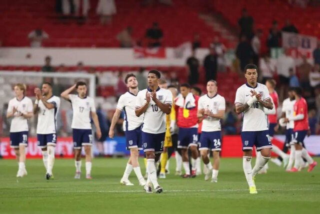Hviezda Premier League bola vidieť na sebe tričko Real Madrid

