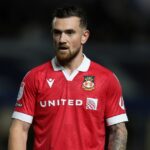 Hviezda Wrexham bola nútená podstúpiť operáciu a zakázala sa z Flying Home Tour