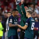 Hviezda „Arsenal“ sa objavuje ako zasvätená recenzia „zasvätená“