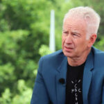 John McEnroe, bývalý tréner Roger Federera, je označený ako „nezmysel“